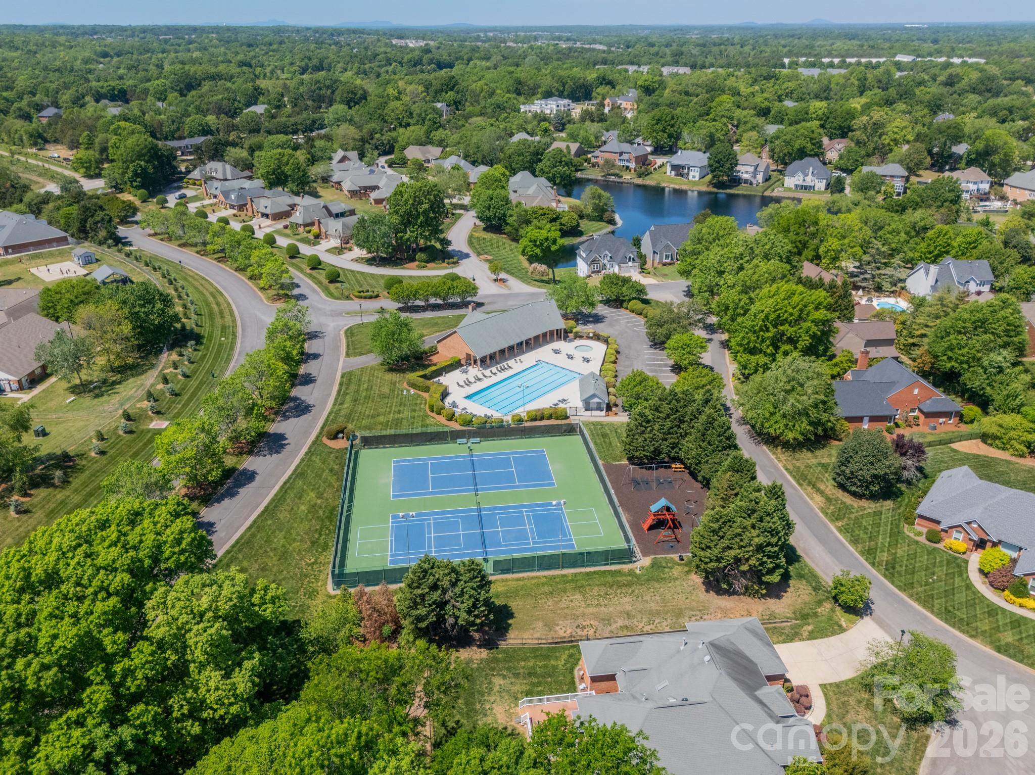 231 South Downs Way Fort Mill, SC 29708 - Photo 47 of 48 an aerial view of multiple houses with yard