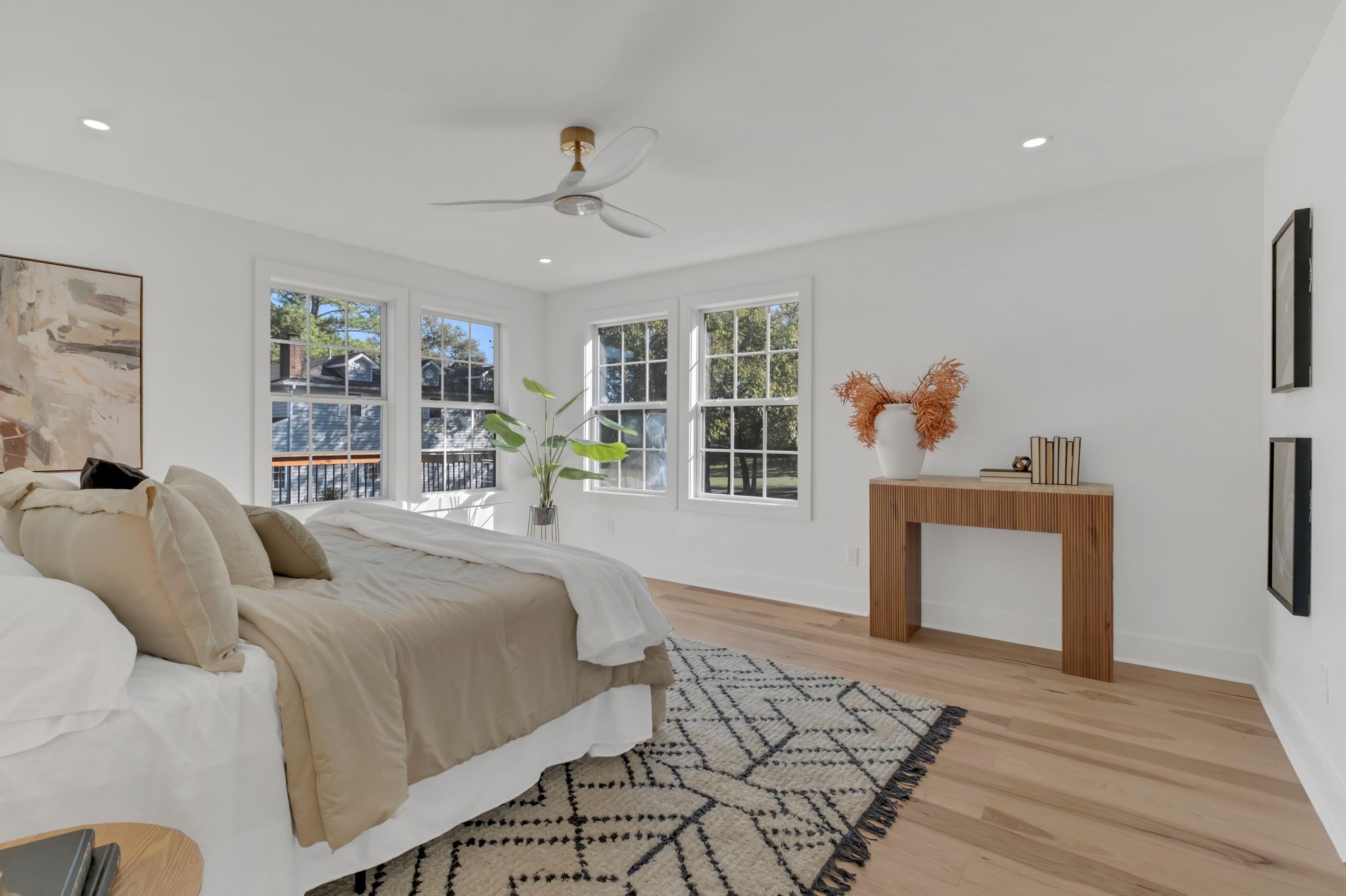 568 West Campbell Road Goodlettsville, TN 37072 - Photo 13 of 27 a bed room with a bed and dresser