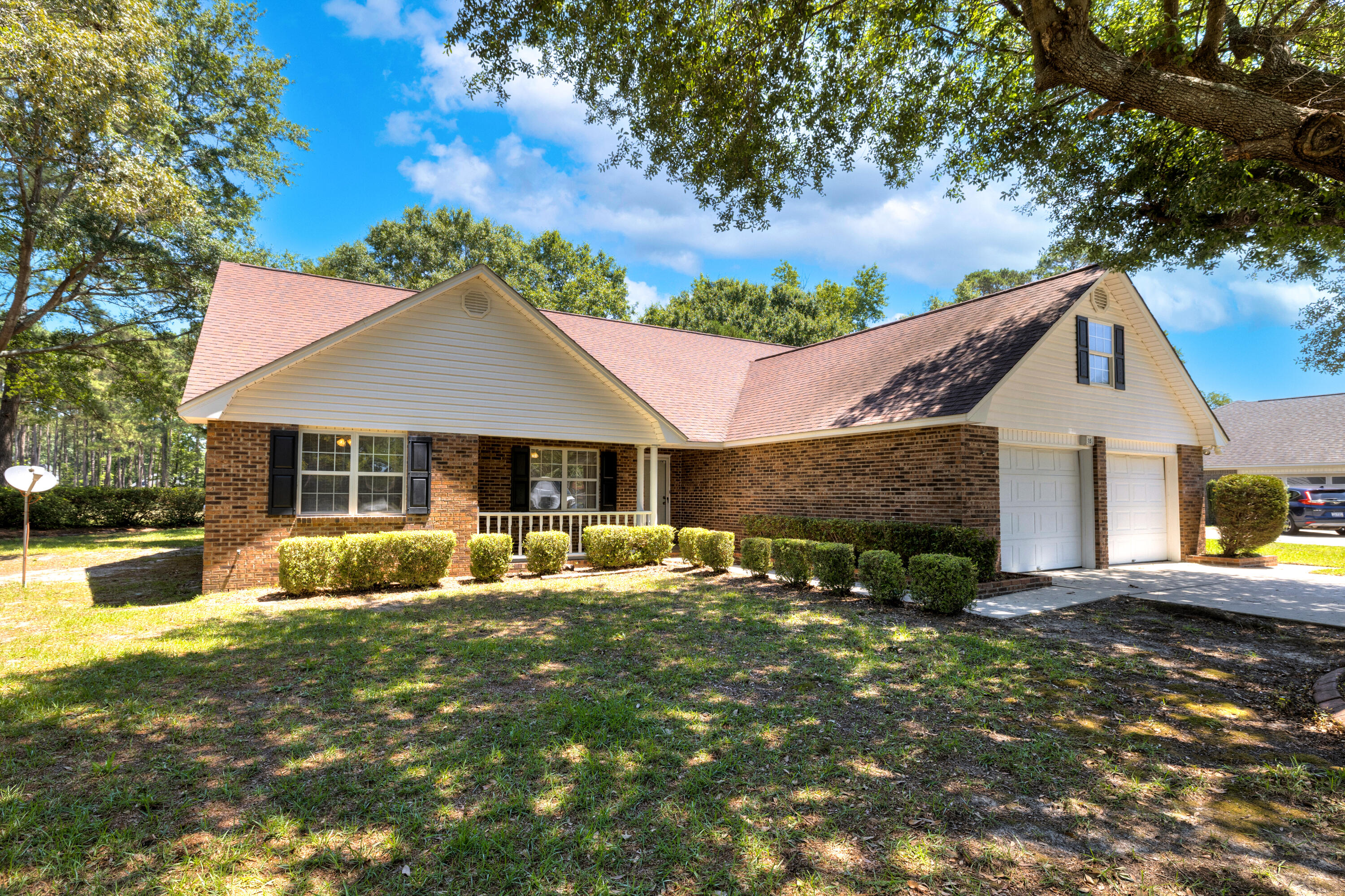 15 Killarney Lane Sumter, SC 29150 - Photo 2 of 42
