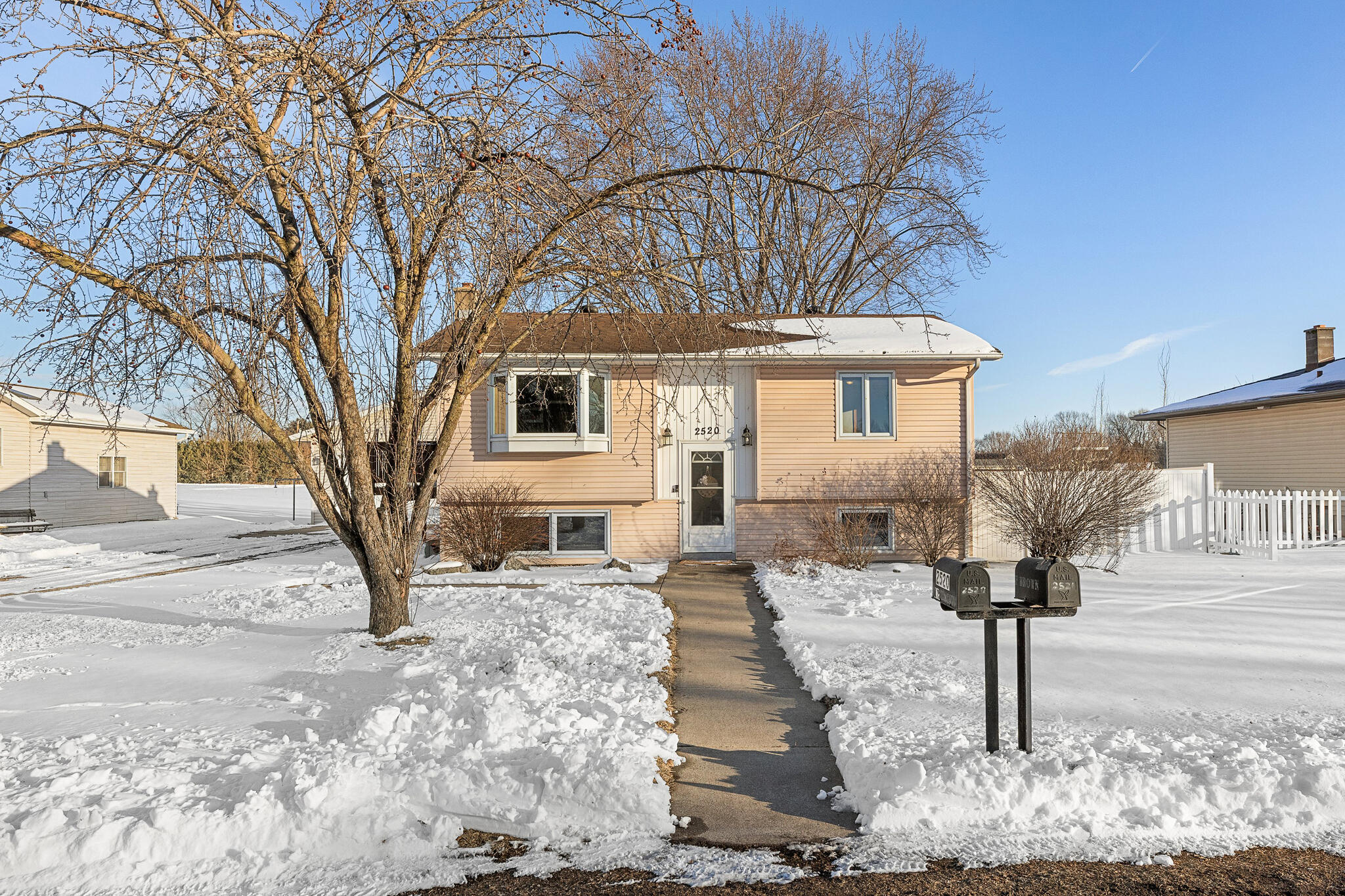 2520 Island Park Road Campbell, WI 54603 - Photo 1 of 22 1 FRONT