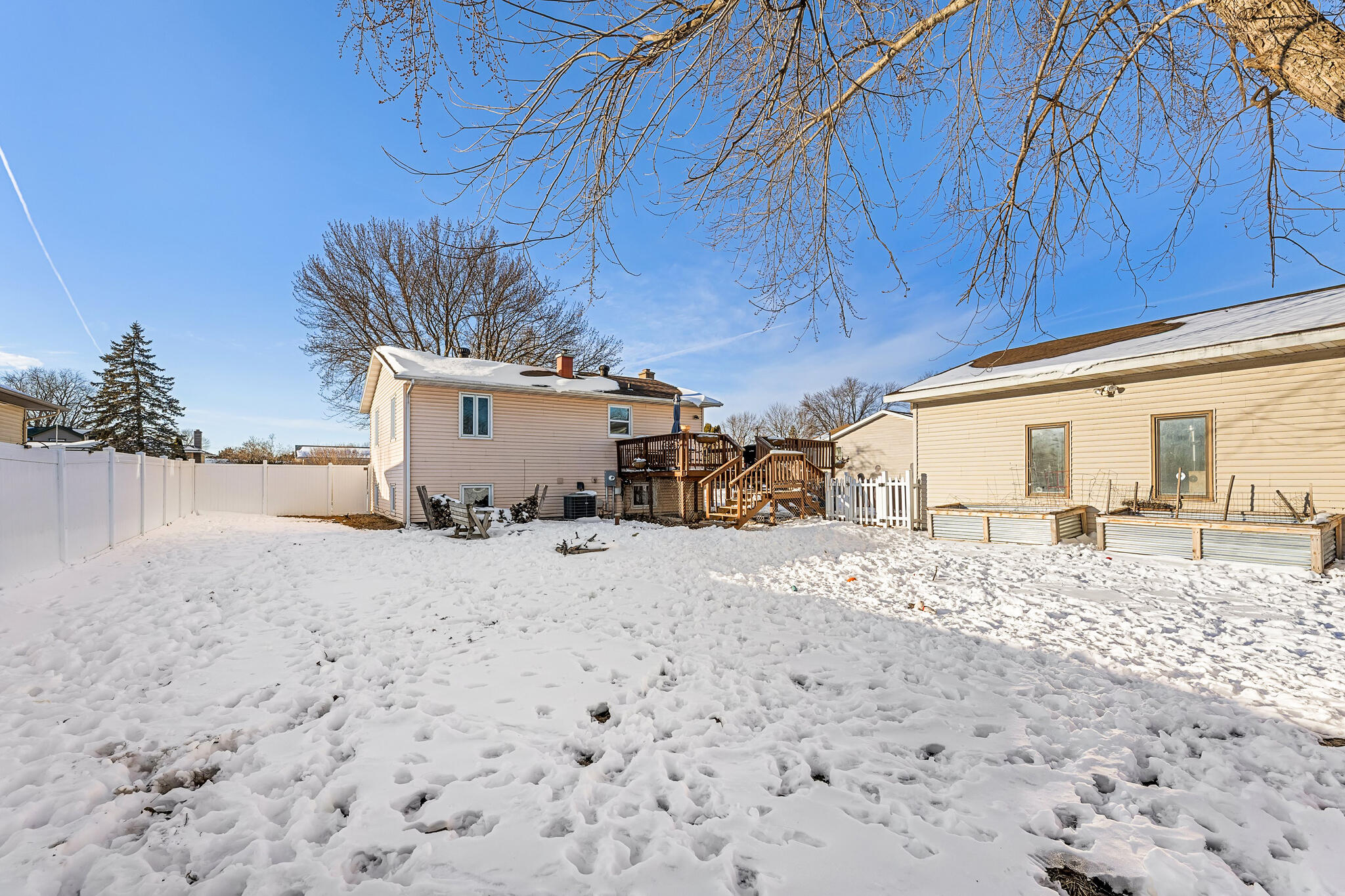 2520 Island Park Road Campbell, WI 54603 - Photo 22 of 22 22 YARD