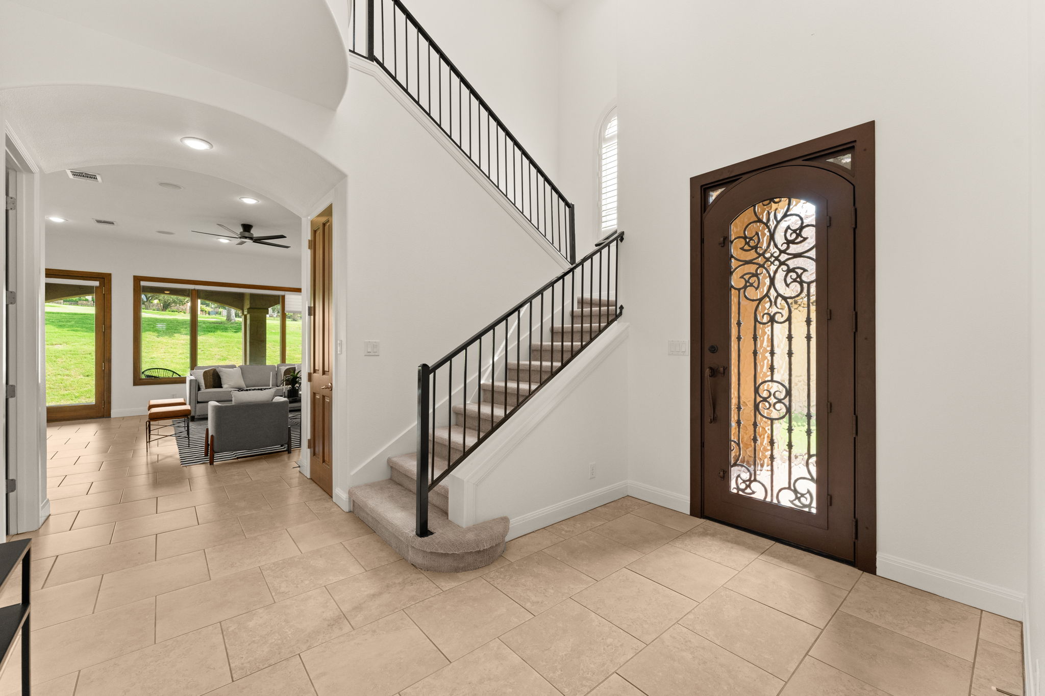15 Borello Drive Austin, TX 78738 - Photo 20 of 36 a view of an entryway with wooden floor