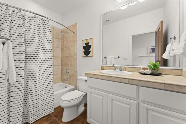 $4,250 | 15 Borello Drive, Austin, TX 78738