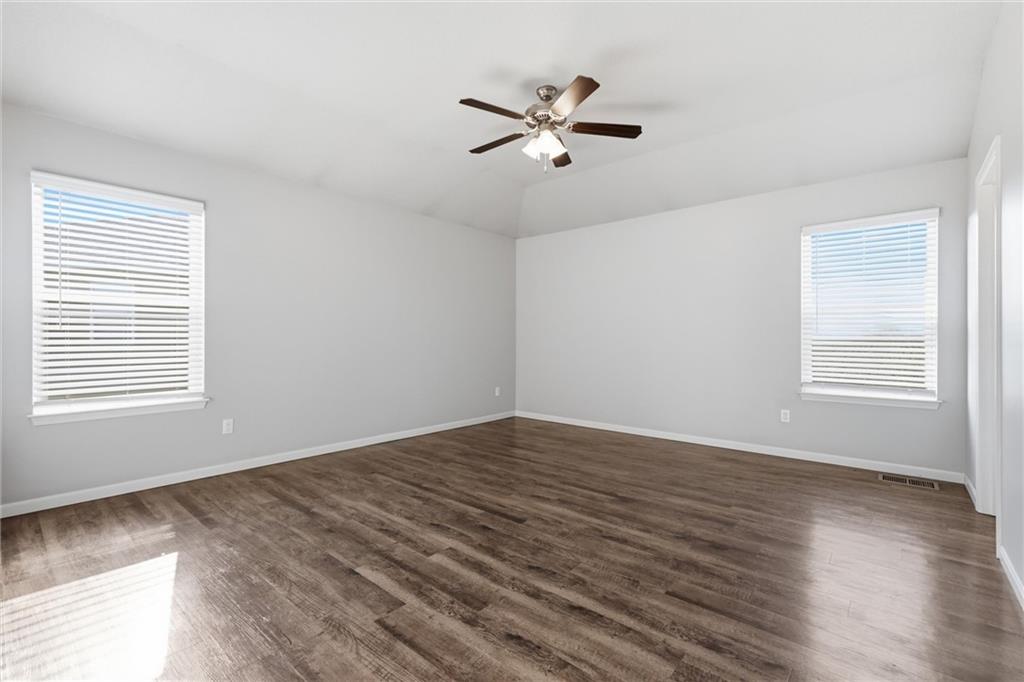 21285 West 219th Street Spring Hill, KS 66083 - Photo 14 of 34