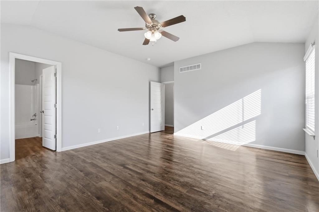 21285 West 219th Street Spring Hill, KS 66083 - Photo 15 of 34