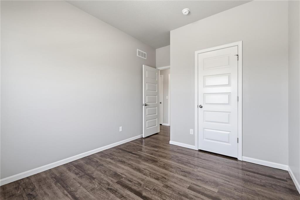 21285 West 219th Street Spring Hill, KS 66083 - Photo 20 of 34