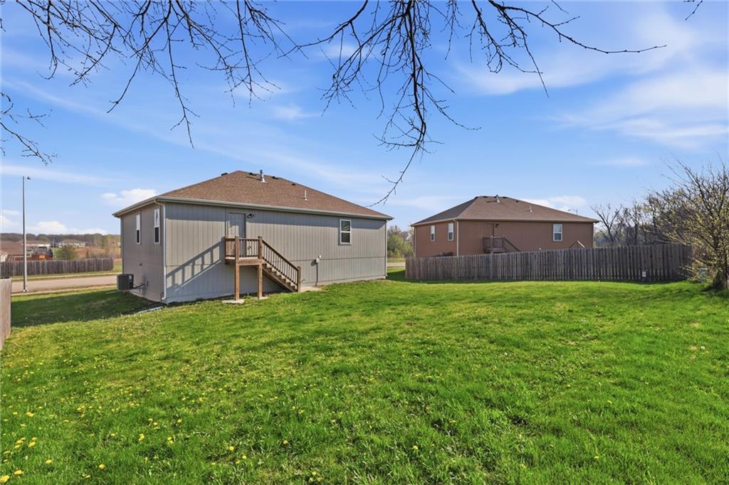 21285 West 219th Street Spring Hill, KS 66083 - Photo 30 of 34
