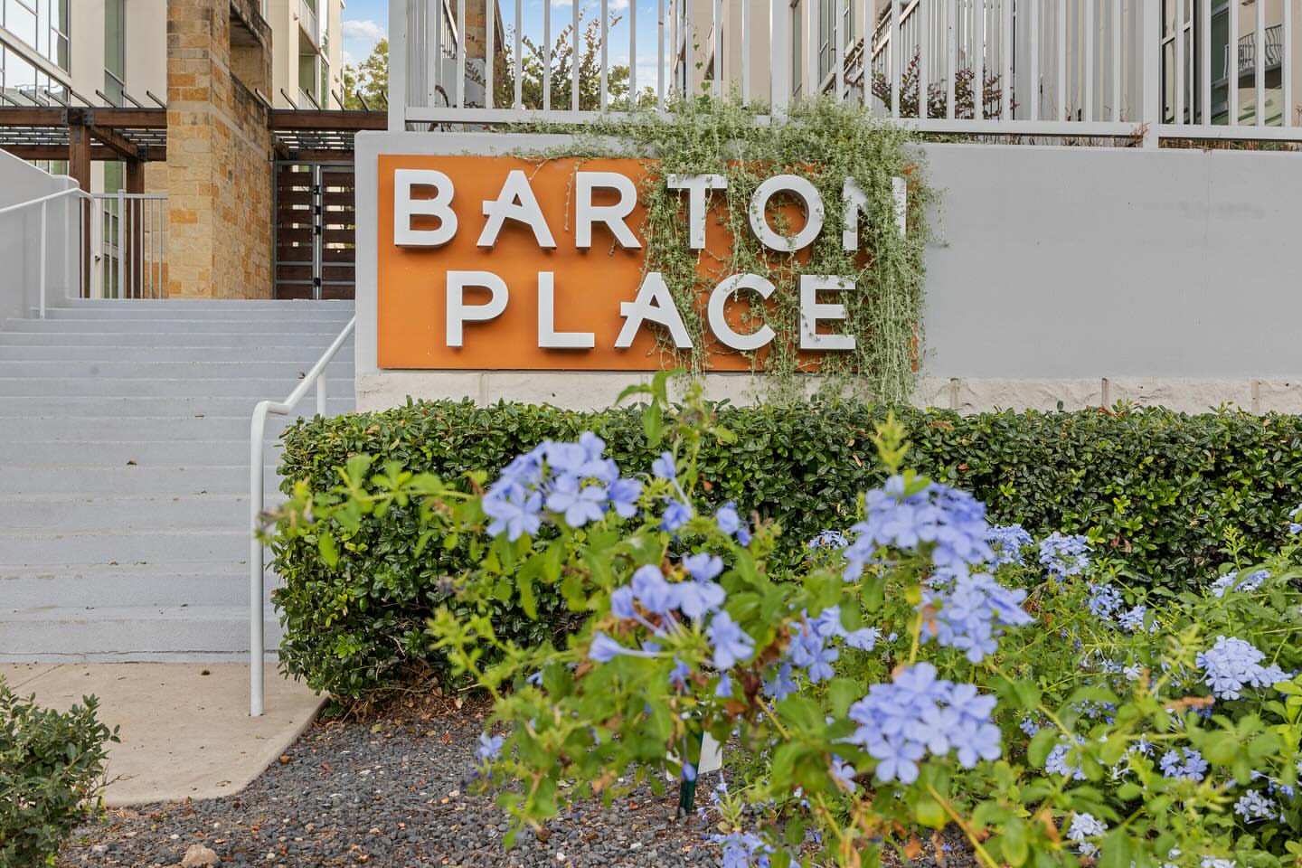 1600 Barton Springs Road, Unit 5301 Austin, TX 78704 - Photo 11 of 19 View of community sign