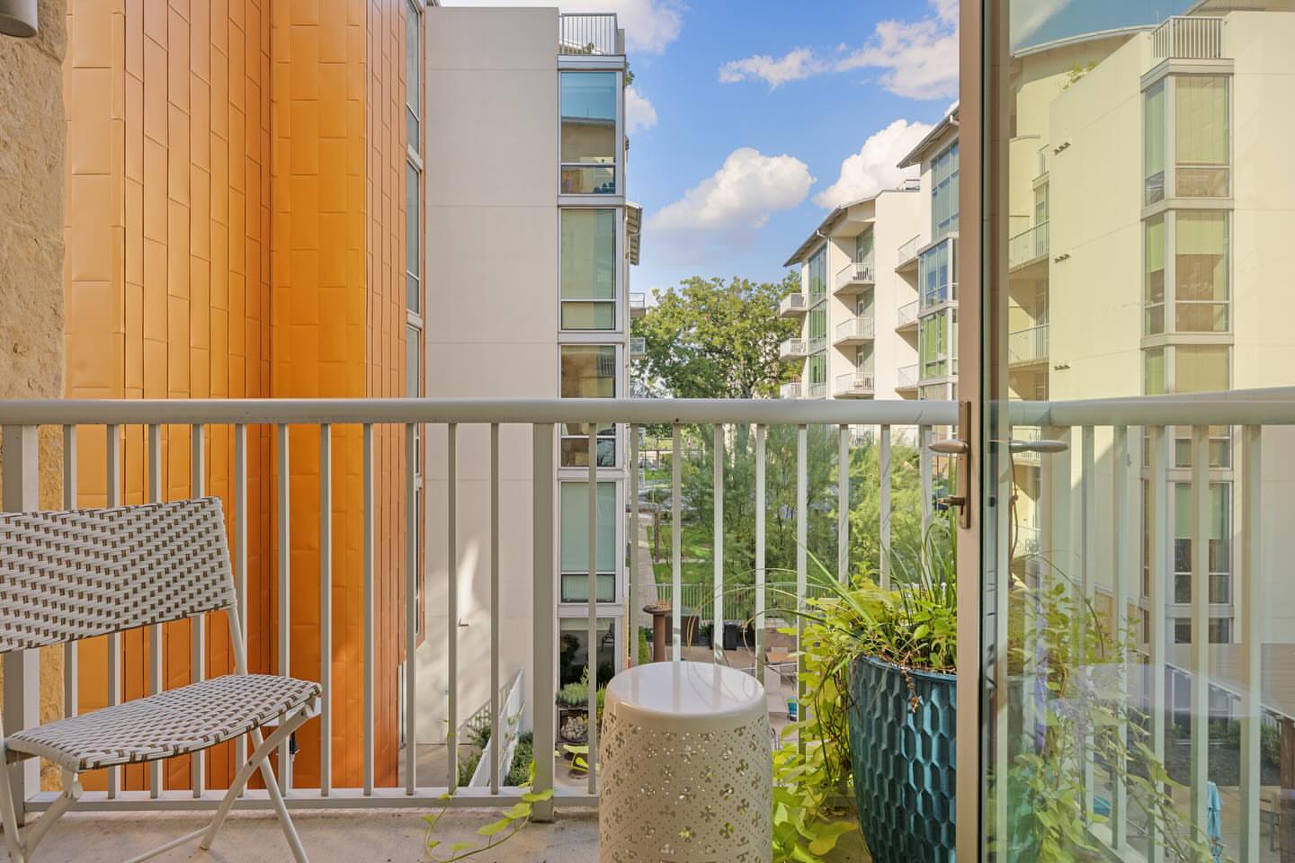 1600 Barton Springs Road, Unit 5301 Austin, TX 78704 - Photo 7 of 19 View of balcony