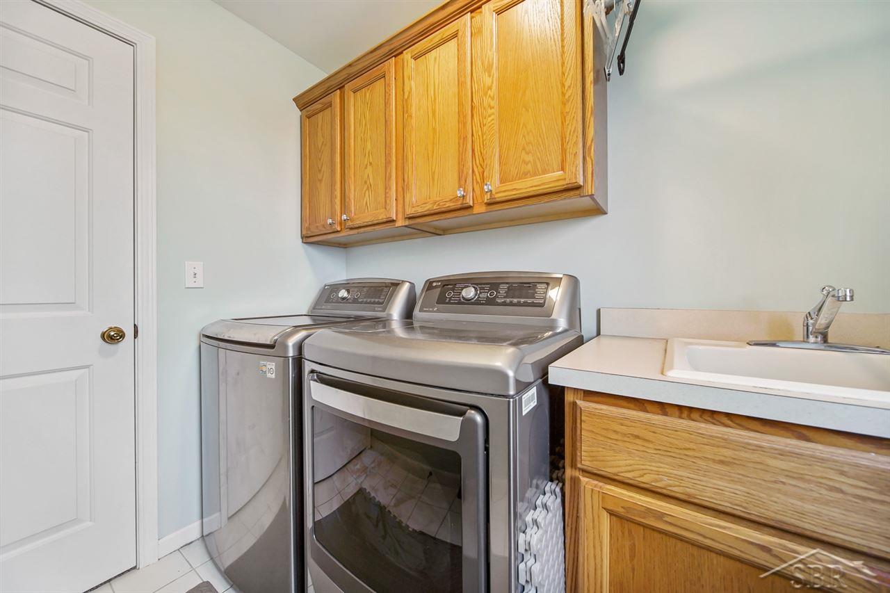 12813 Hotchkiss Road Freeland, MI 48623 - Photo 25 of 40 50008670-24.JPG