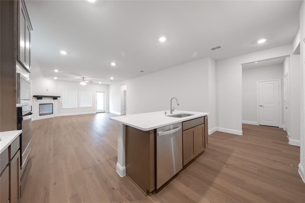 218 Freedom Trail Forney, TX 75126 - Photo 6 of 27 Kitchen