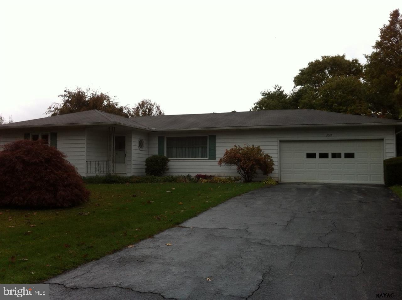 2045 Greenbriar Road York, PA 17404 - Photo 1 of 14 Gallery Image 1
