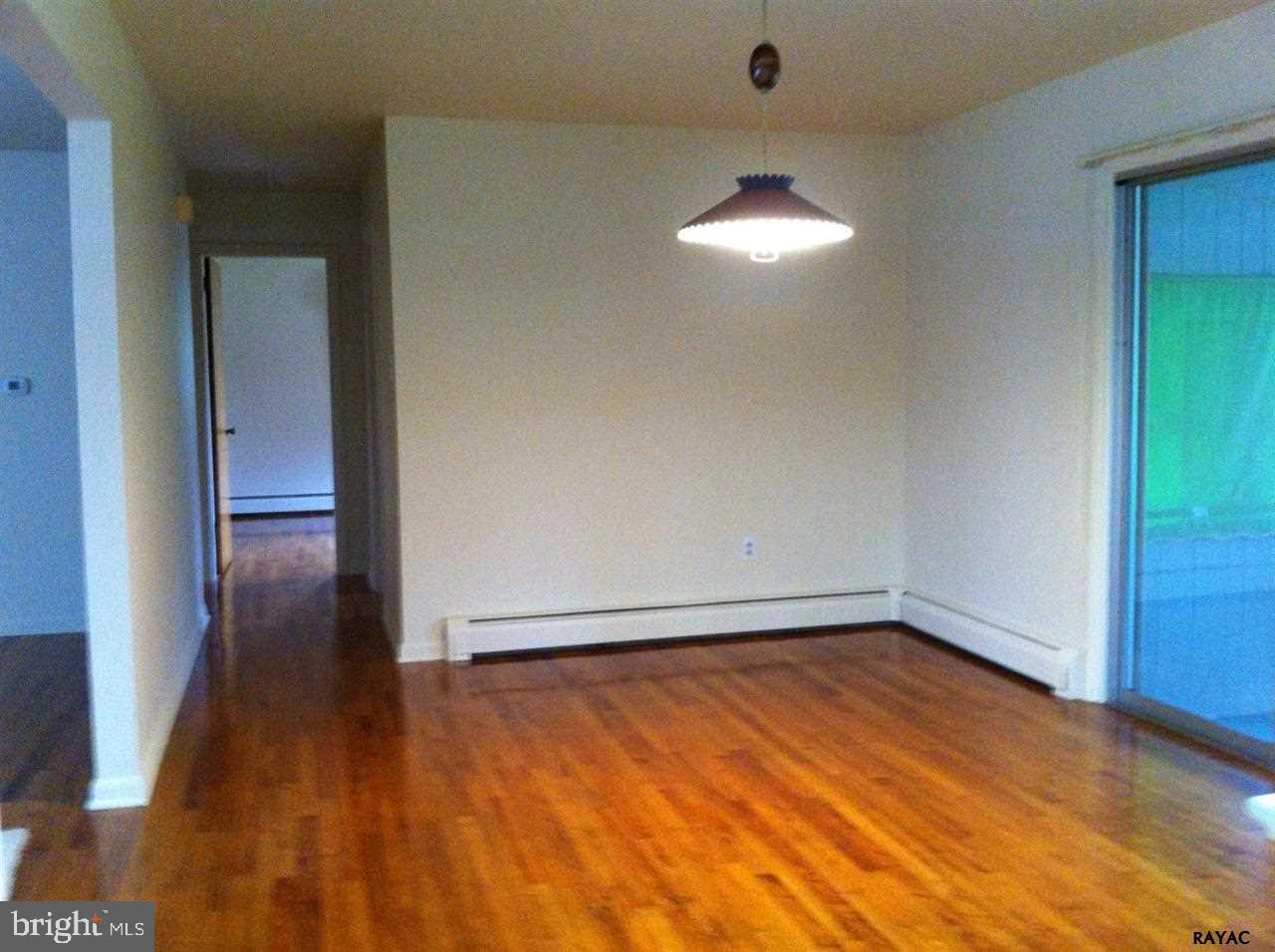 2045 Greenbriar Road York, PA 17404 - Photo 7 of 14 Gallery Image 7