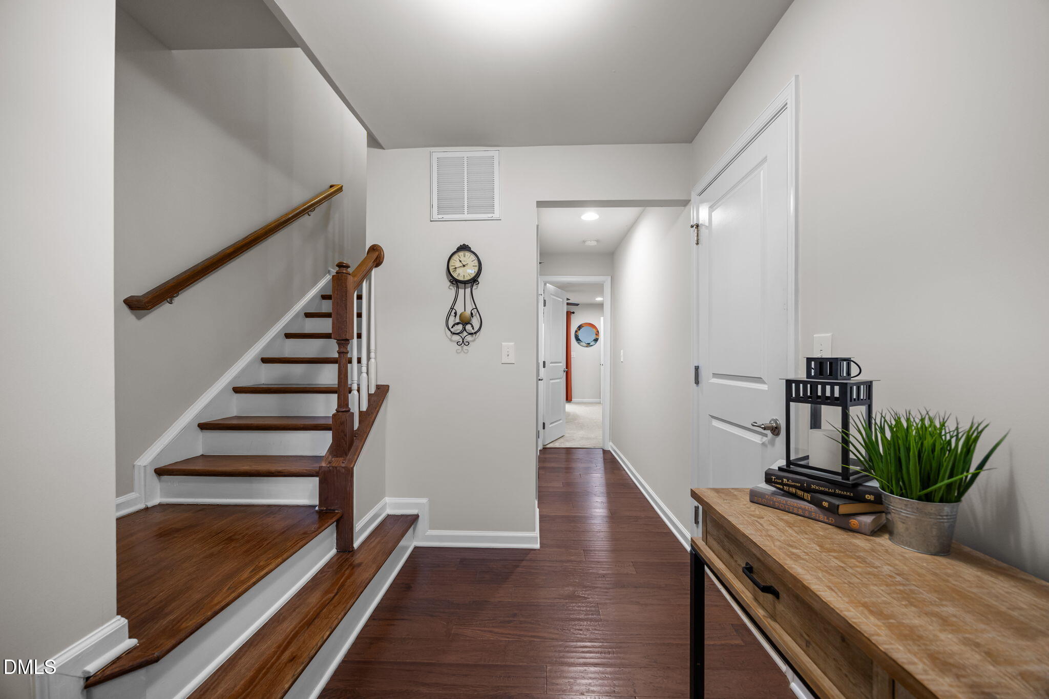 113 Brier Ridge Drive Durham, NC 27703 - Photo 3 of 43 25-web-or-mls-IMG_5464