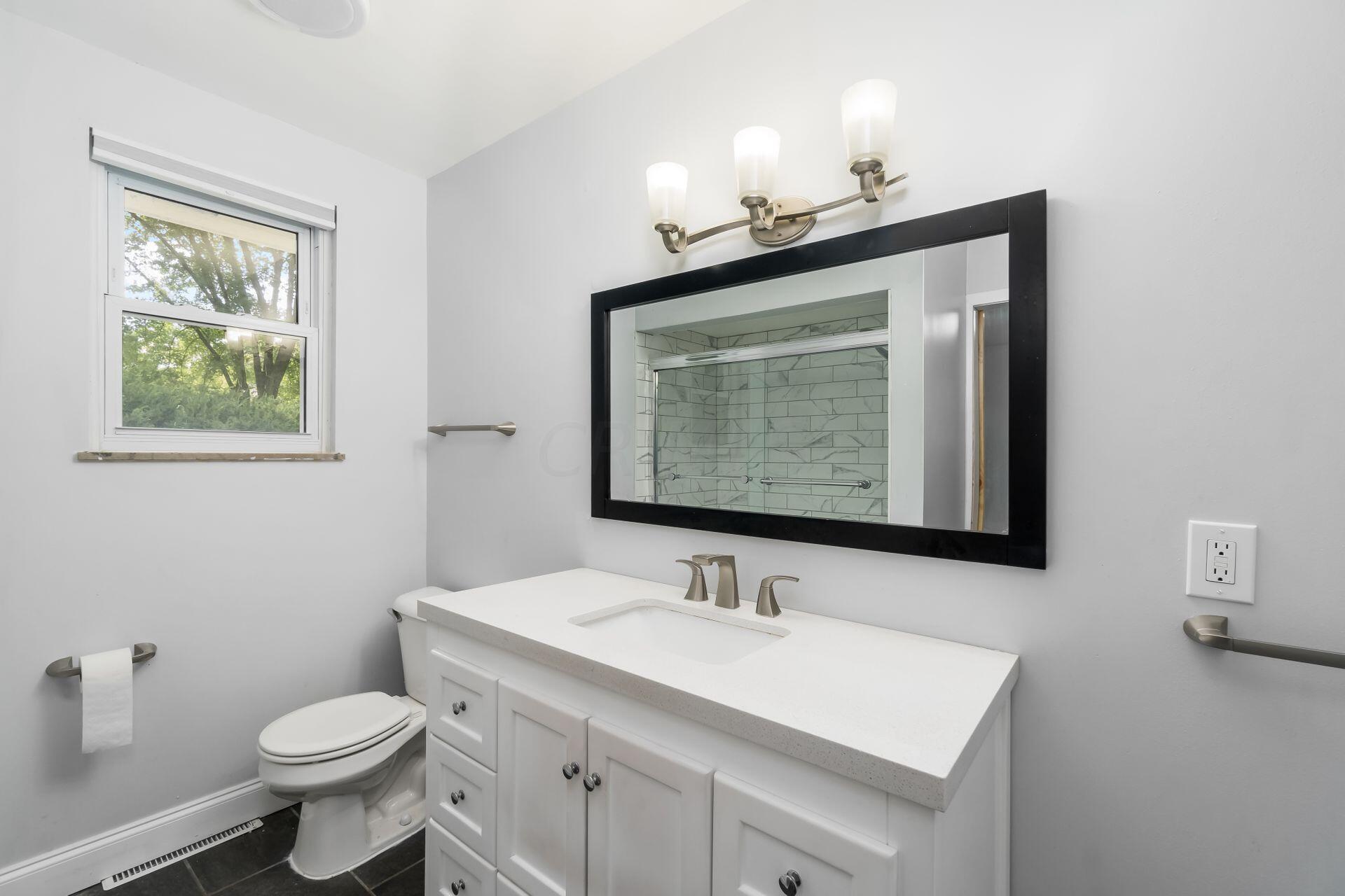 1459 South James Road Columbus, OH 43209 - Photo 26 of 43 038_S - 1459 S James Rd - 098