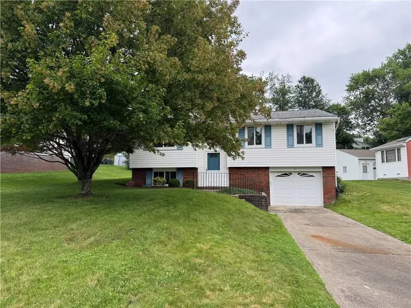 $2,250 | 111 Tree View Drive, Coraopolis, PA 15108