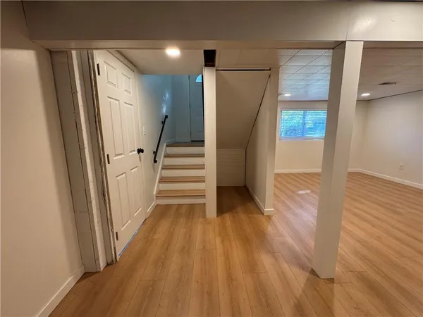 $2,250 | 111 Tree View Drive, Coraopolis, PA 15108