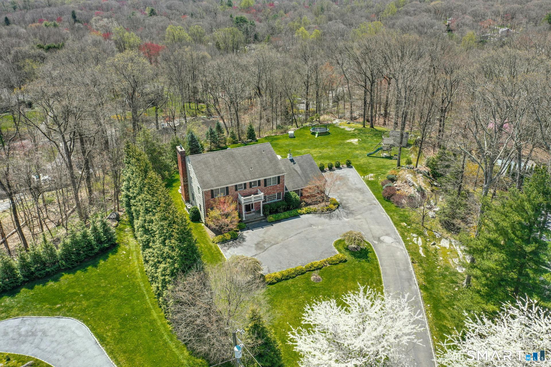 191 Mountain Wood Road Stamford, CT 06903 - Photo 37 of 38