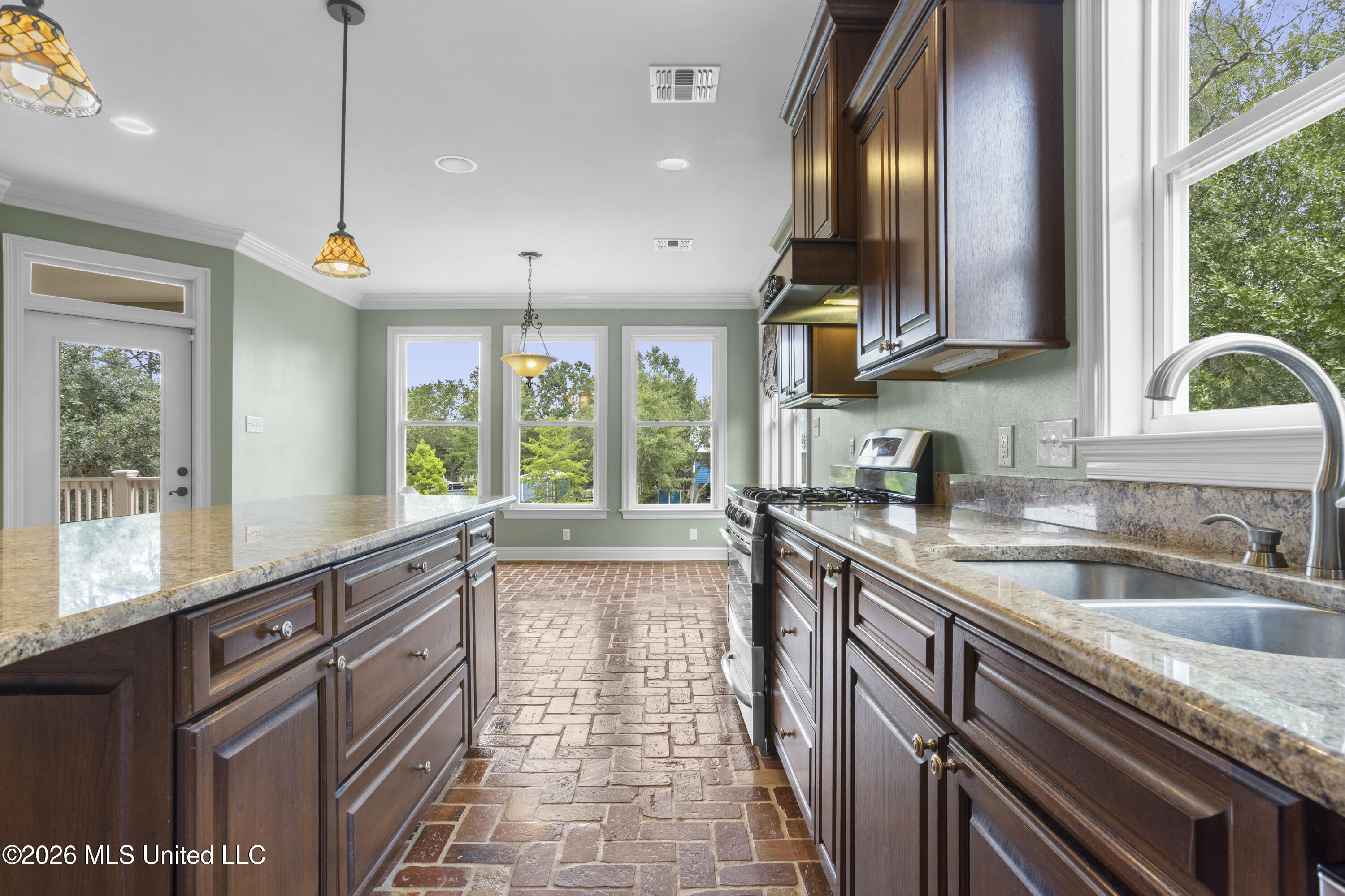 10051 Cain Road Bay St. Louis, MS 39520 - Photo 27 of 92 00021
