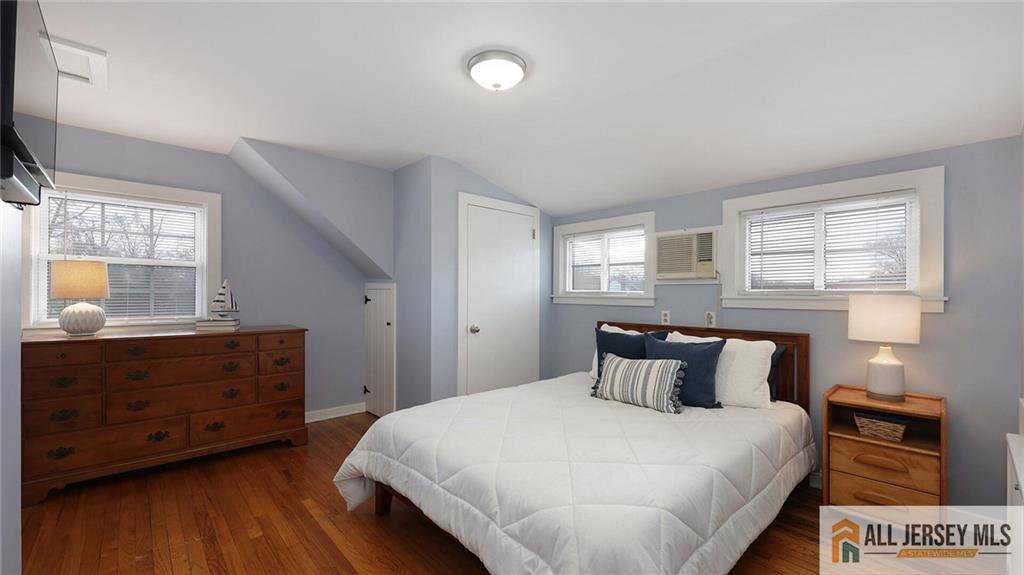 333 Melrose Avenue Middlesex, NJ 08846 - Photo 21 of 36 a bedroom with a bed and window