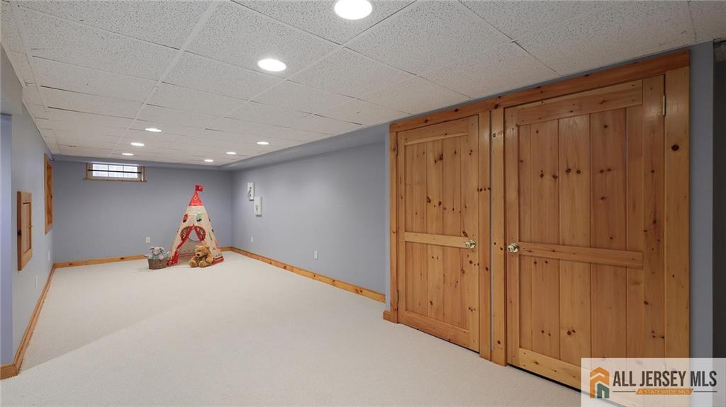 333 Melrose Avenue Middlesex, NJ 08846 - Photo 26 of 36 a view of a room with gym equipment