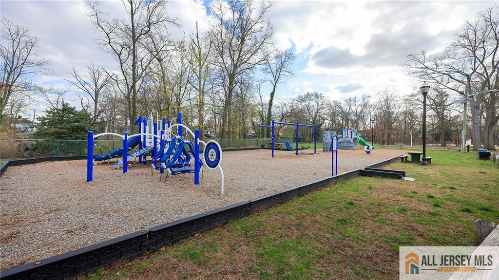 333 Melrose Avenue Middlesex, NJ 08846 - Photo 29 of 36 a view of park with entertaining space