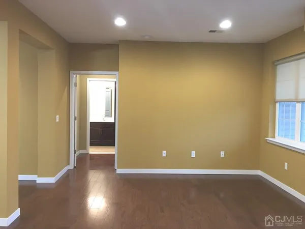 $3,000 | 446 Tower Boulevard, Piscataway, NJ 08854