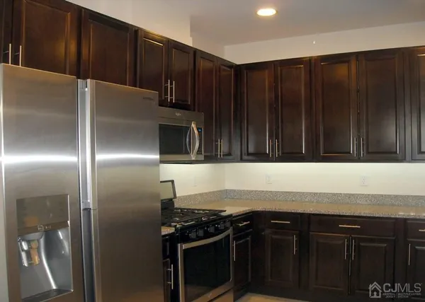 $3,000 | 446 Tower Boulevard, Piscataway, NJ 08854