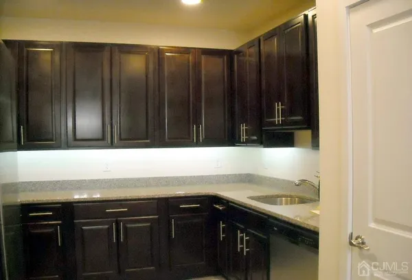 $3,000 | 446 Tower Boulevard, Piscataway, NJ 08854