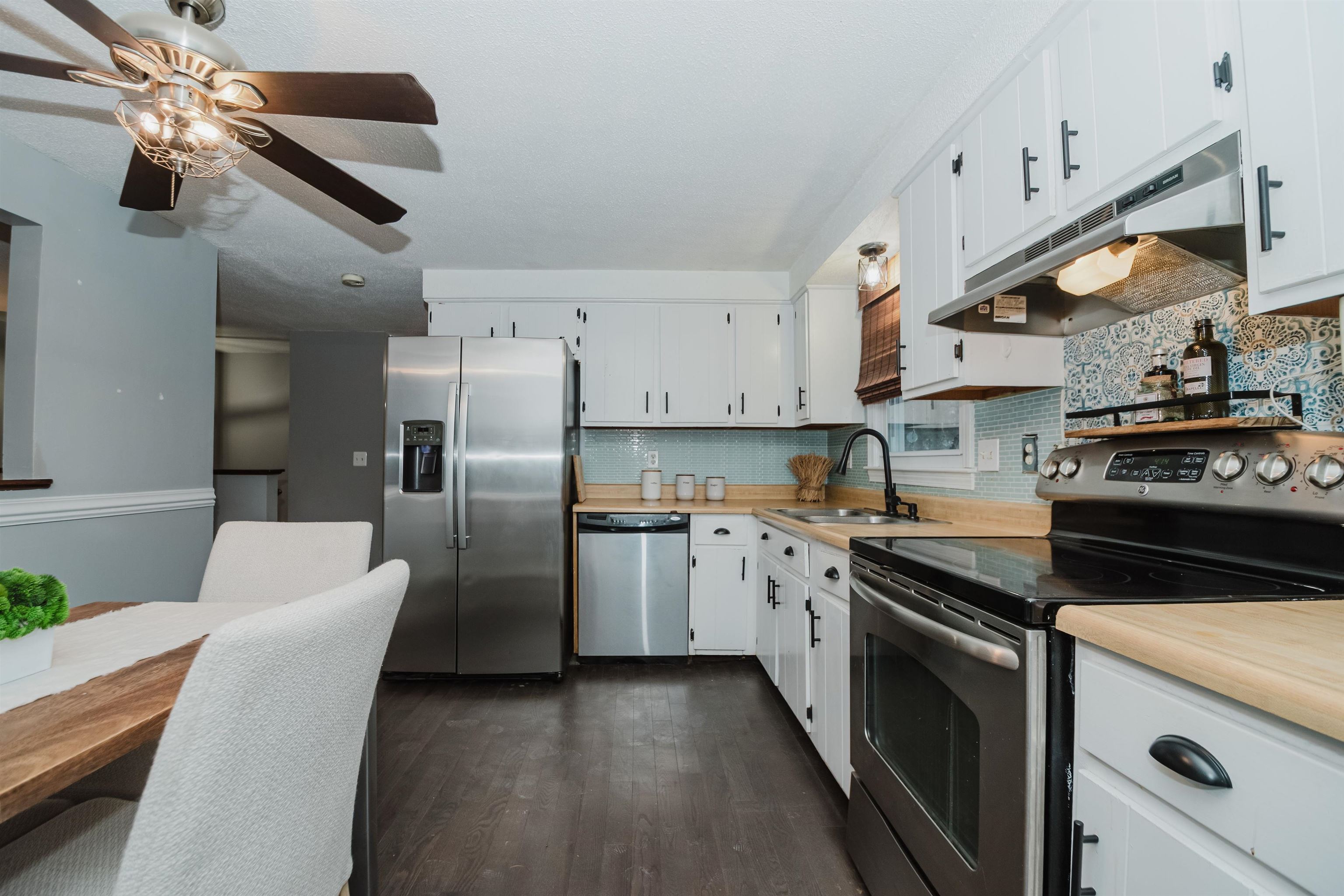 81 Theophile Street Manchester, NH 03102 - Photo 11 of 35