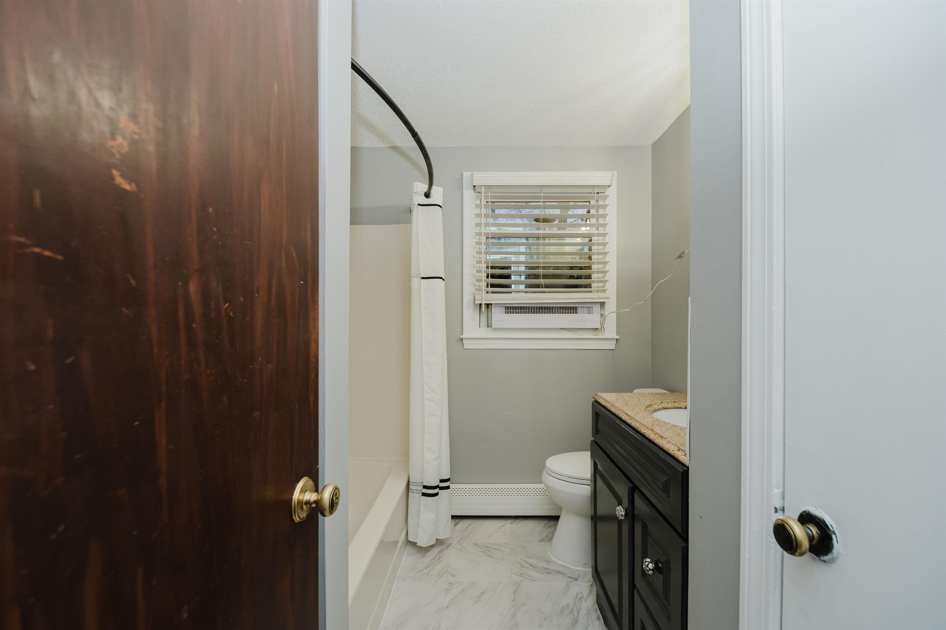 81 Theophile Street Manchester, NH 03102 - Photo 14 of 35