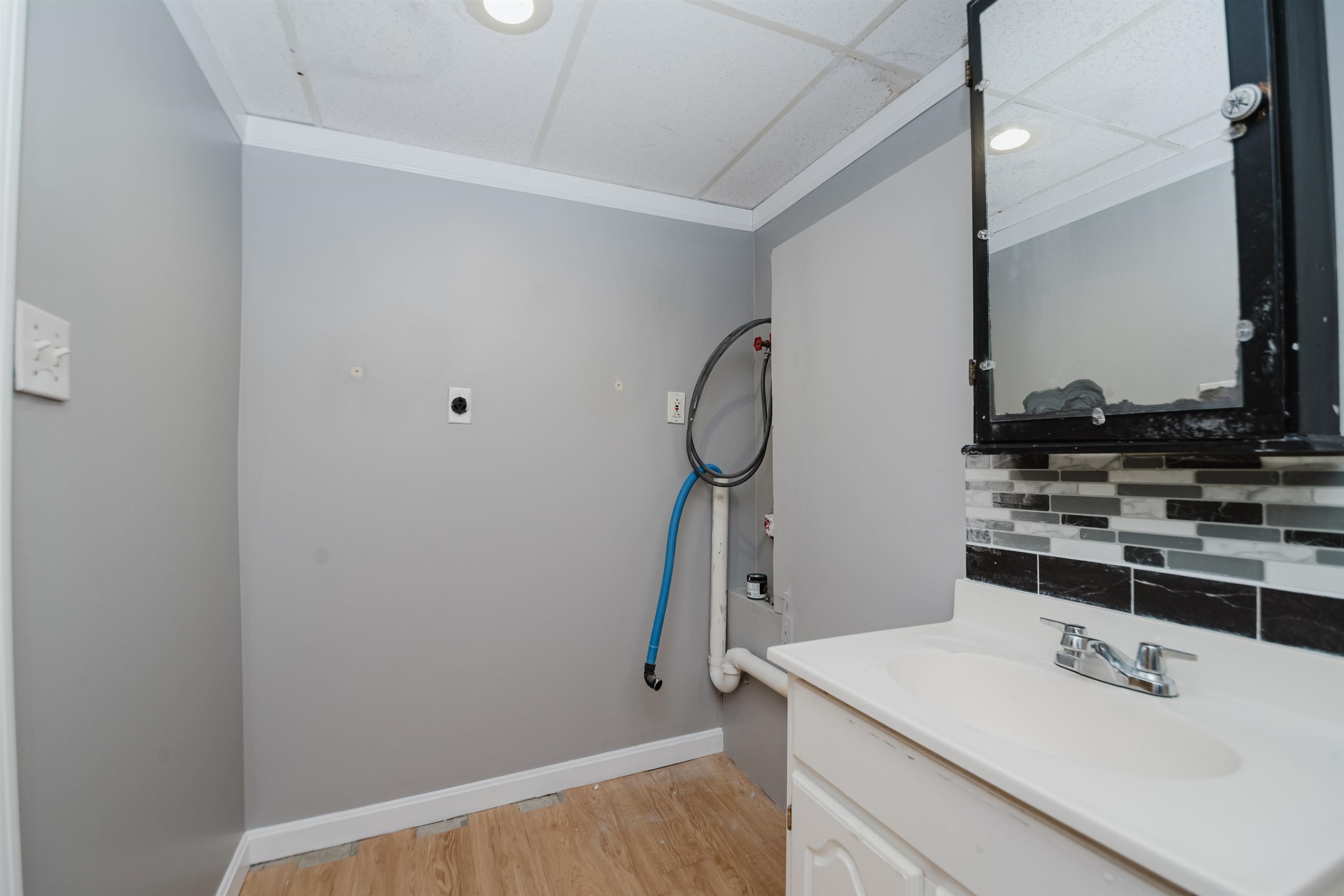 81 Theophile Street Manchester, NH 03102 - Photo 27 of 35