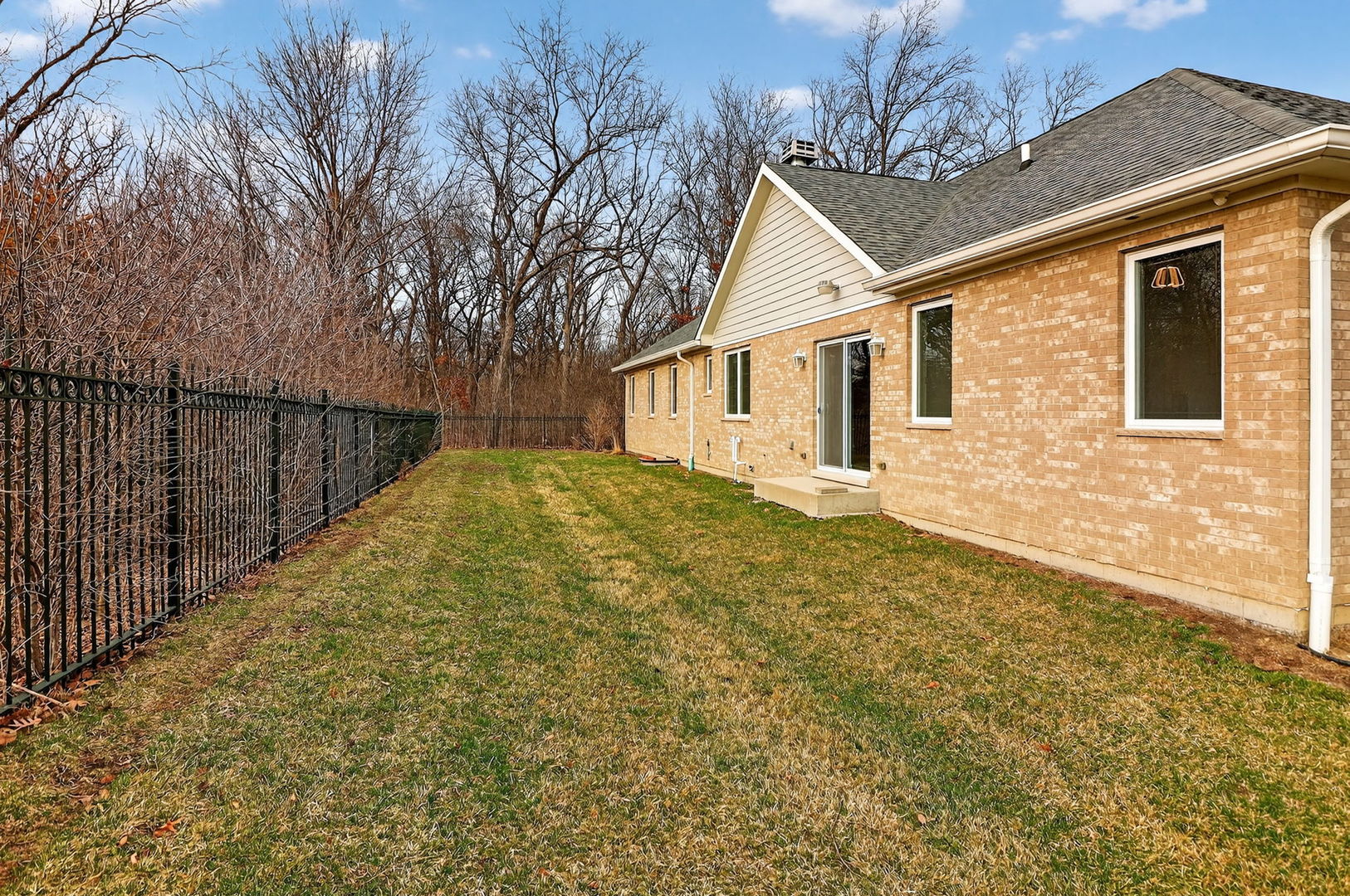 669 Byron Avenue Addison, IL 60101 - Photo 30 of 30 Gallery Image 30