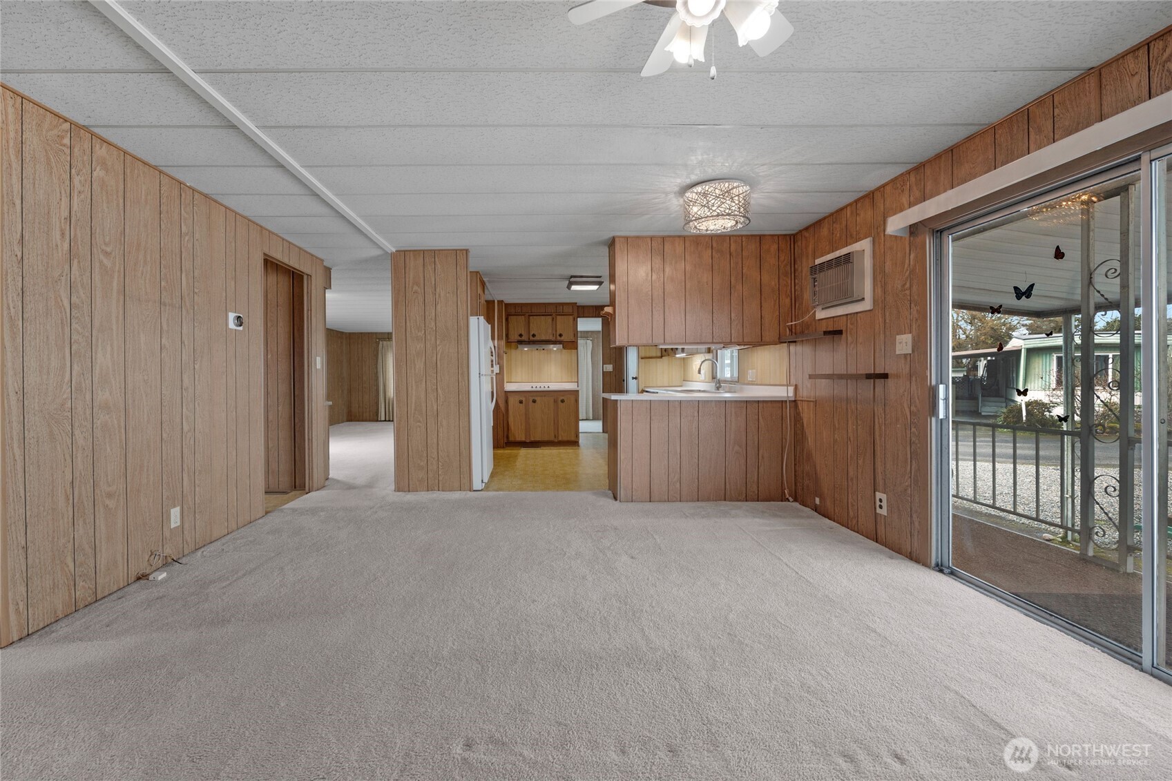 7301 Northeast 175th Street, Unit 215 Kenmore, WA 98028 - Photo 5 of 17