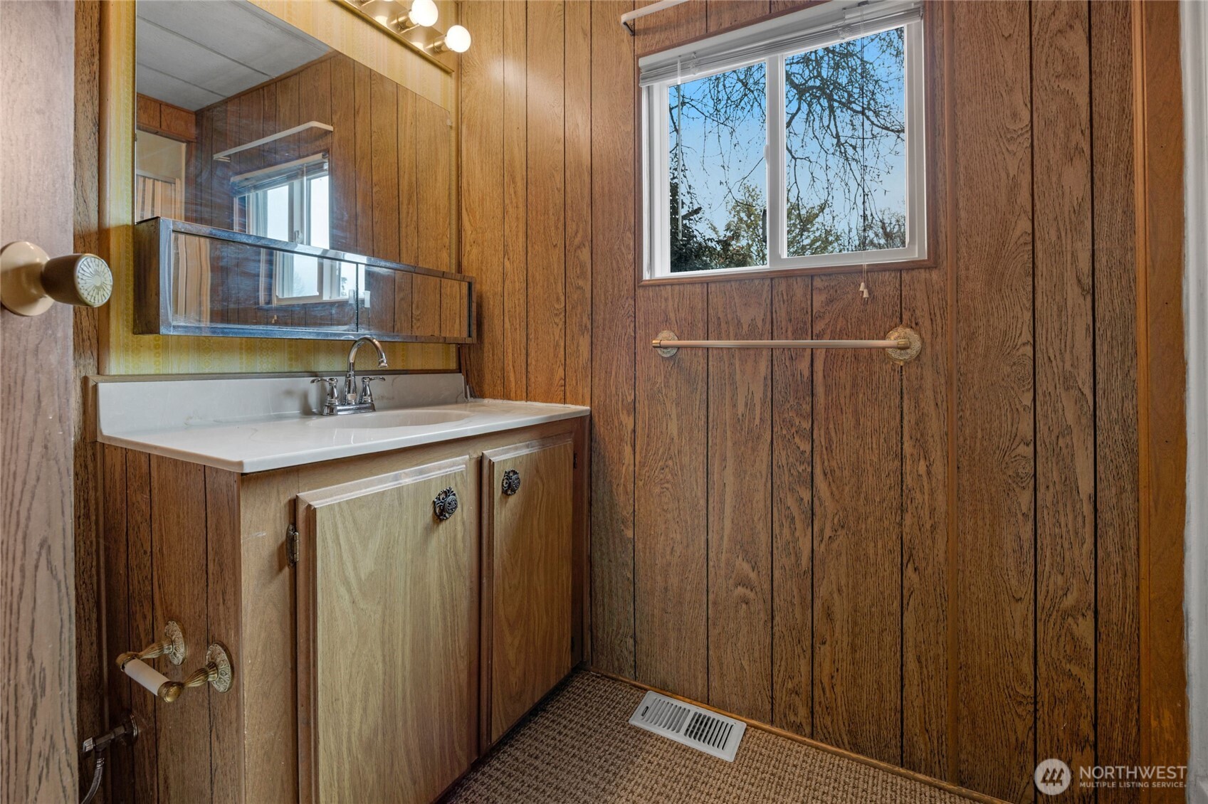 7301 Northeast 175th Street, Unit 215 Kenmore, WA 98028 - Photo 8 of 17