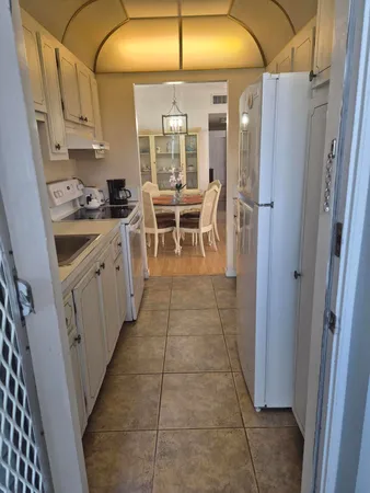 $1,700 | Undisclosed Address, Boynton Beach, FL 33435