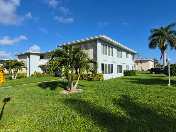 $1,700 | Undisclosed Address, Boynton Beach, FL 33435