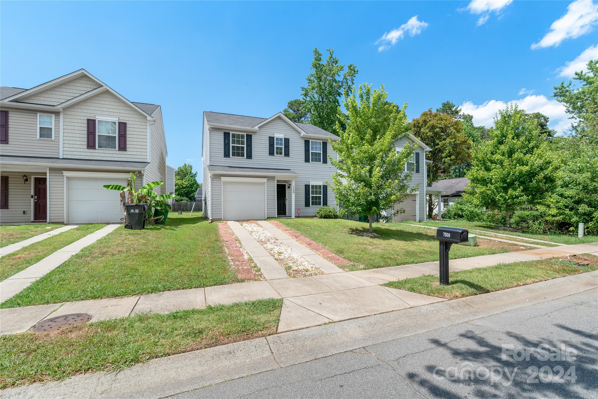 7500 Pawtuckett Road Charlotte, NC 28214 - Photo 1 of 30 Gallery Image 1