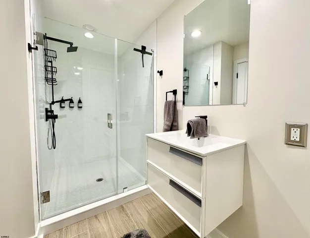 $5,000 | 136 Lincoln Drive, Brigantine, NJ 08203