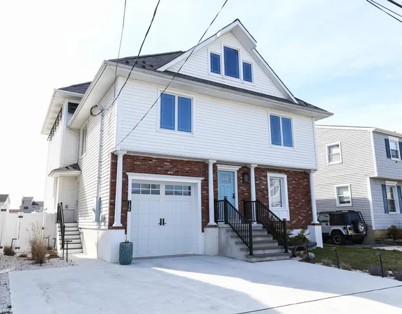 $4,200 | 136 Lincoln Drive, Brigantine, NJ 08203