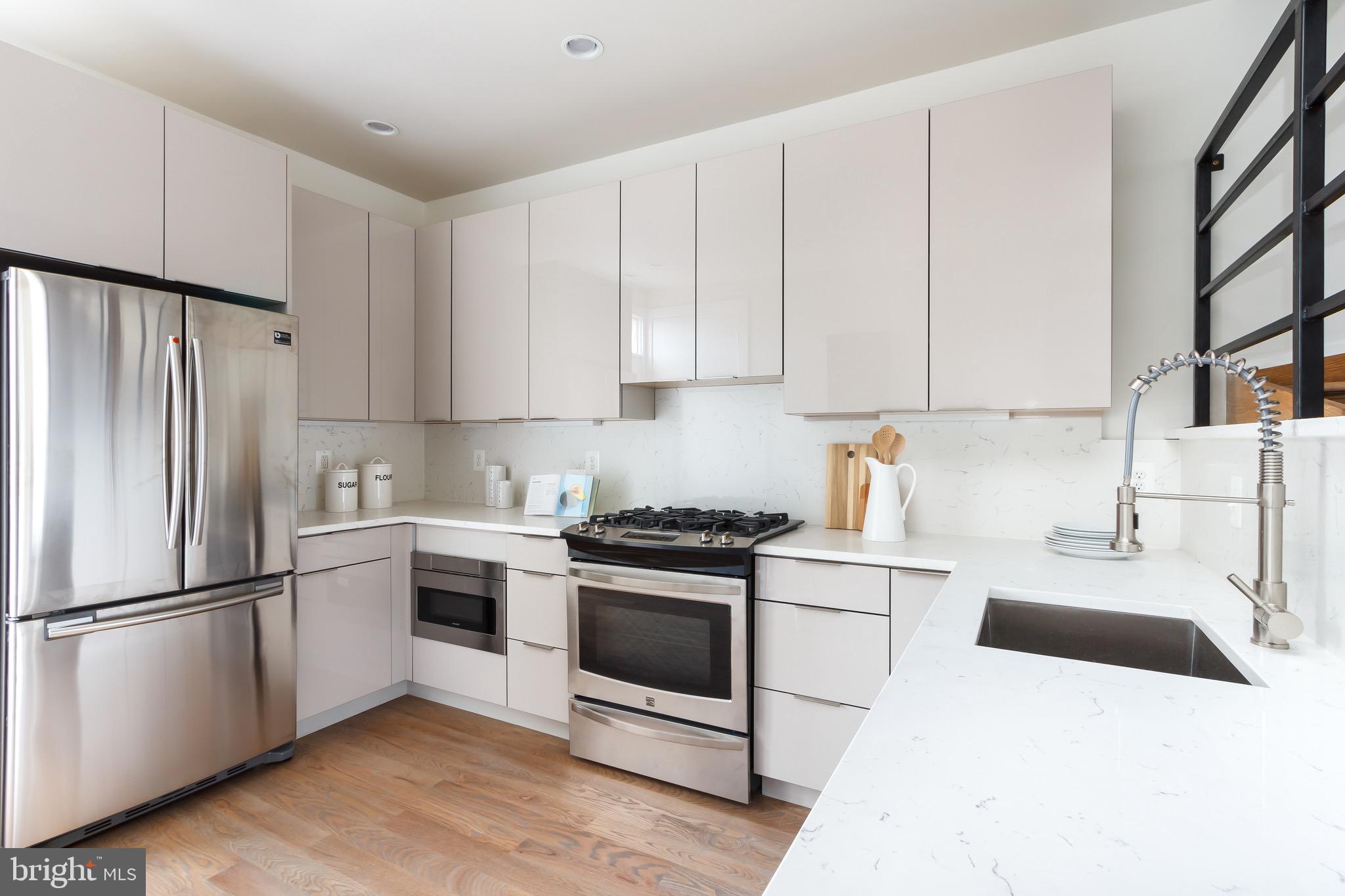 617 Harvard Street Northwest, Unit 2 Washington, DC 20001 - Photo 6 of 13