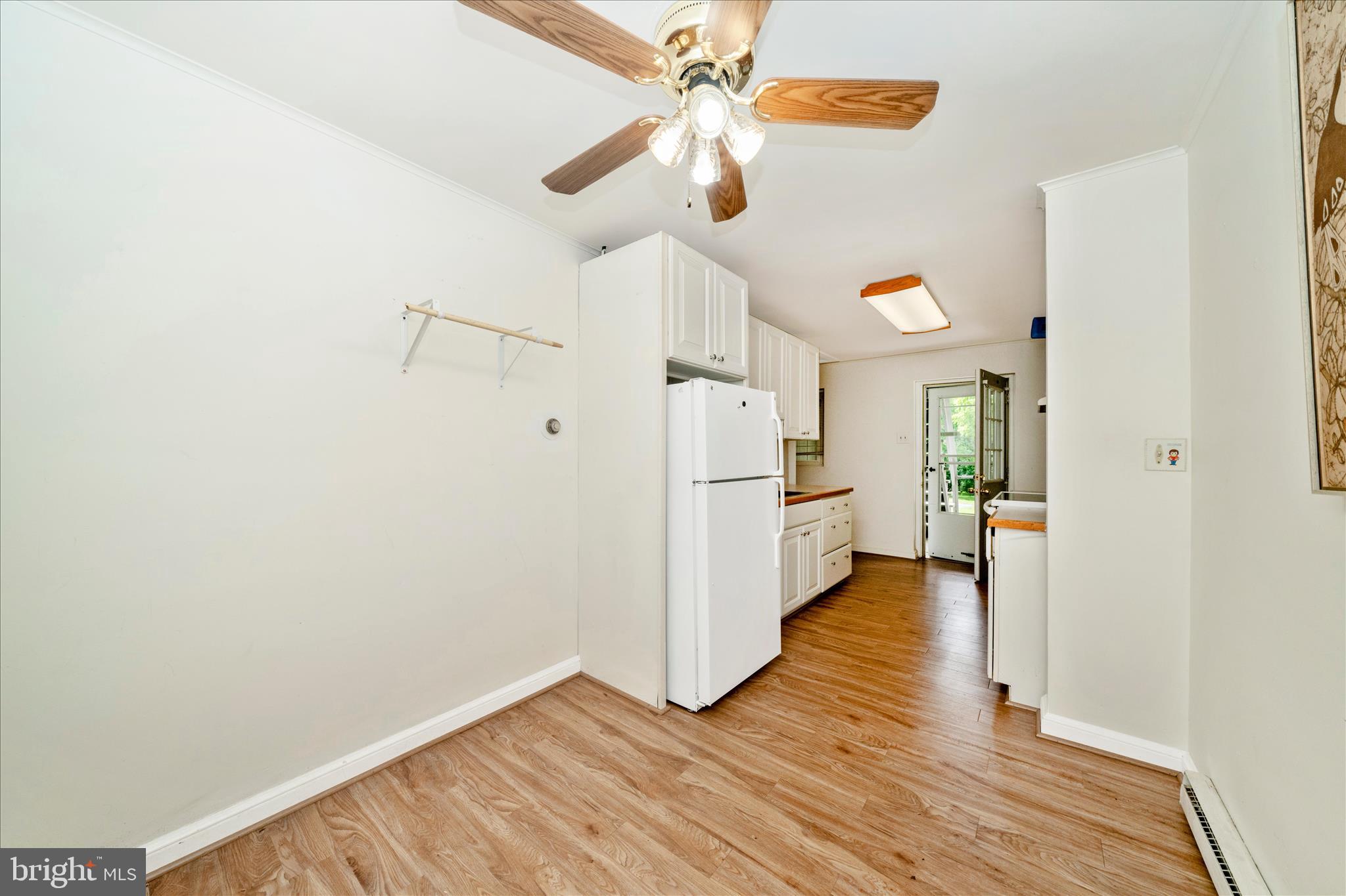 25930 Ridge Road Damascus, MD 20872 - Photo 40 of 62 Unit 5 Kitchen/Dining