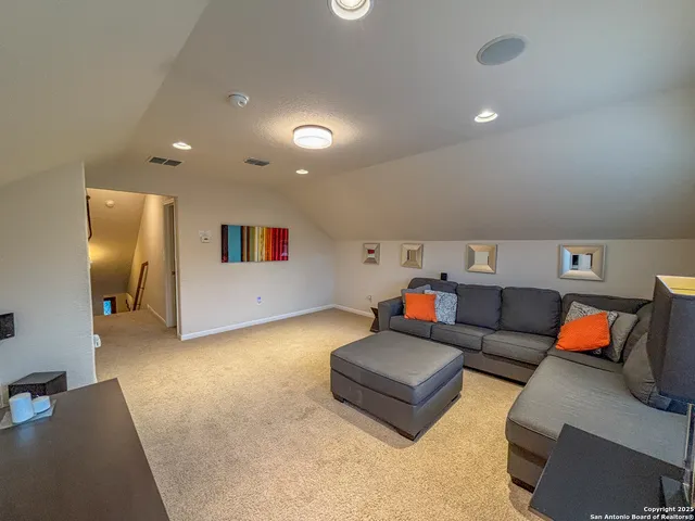 $3,500 | 25010 Buttermilk Lane, San Antonio, TX 78255