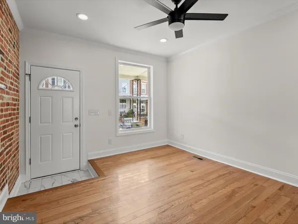 $2,200 | 404 North Robinson Street, Baltimore, MD 21224
