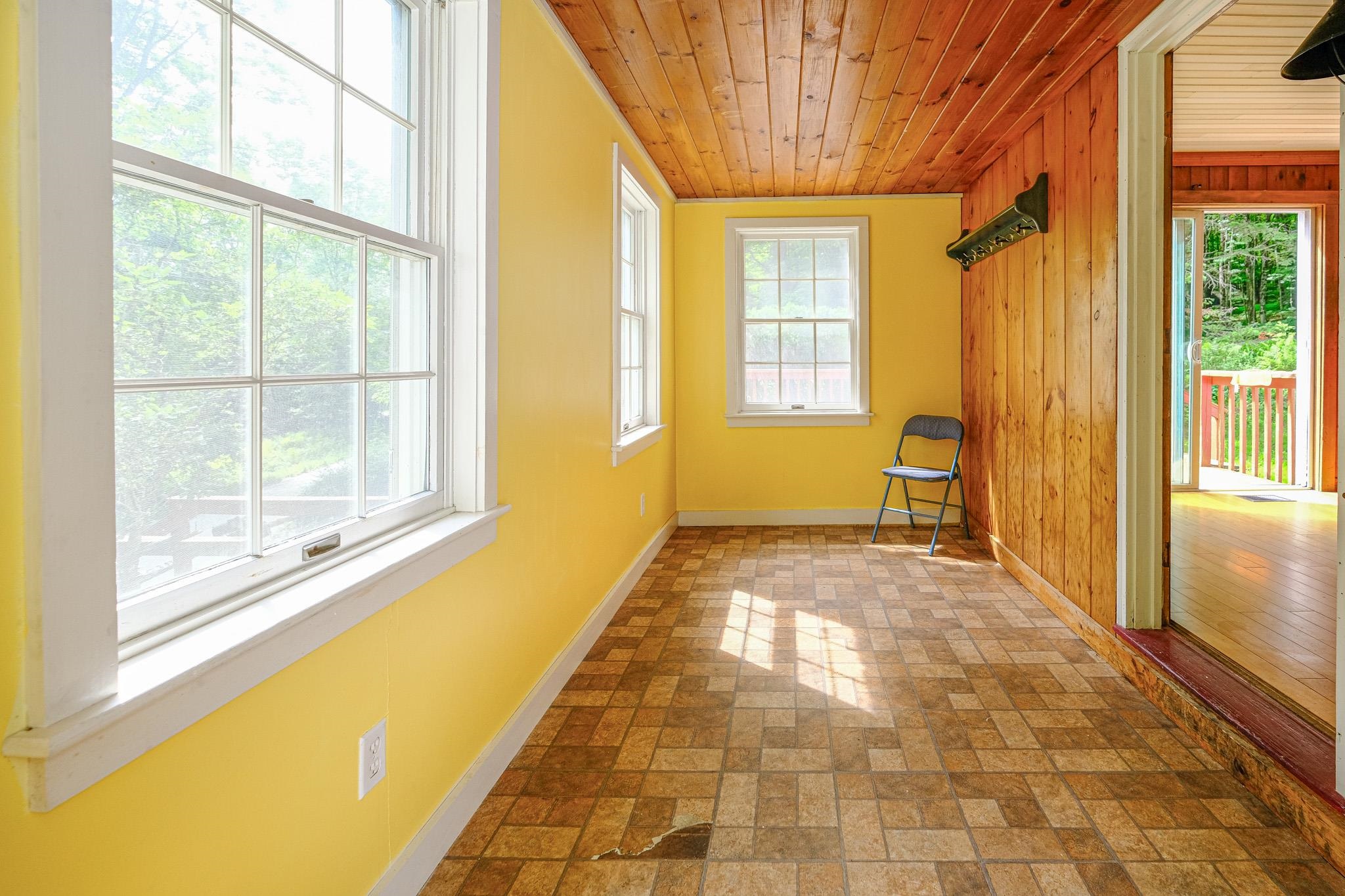 963 Gates Road South Mount Holly, VT 05730 - Photo 6 of 32