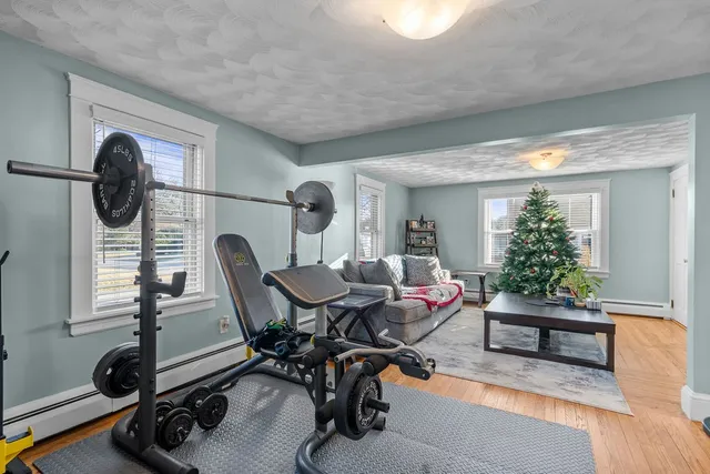 $649,000 | 5 Shippen Avenue, Warwick, RI 02888