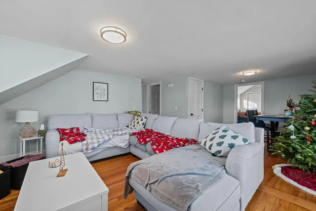 $649,000 | 5 Shippen Avenue, Warwick, RI 02888