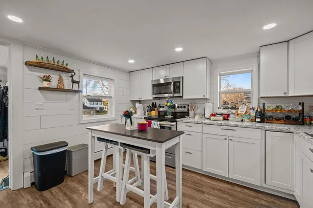 $649,000 | 5 Shippen Avenue, Warwick, RI 02888