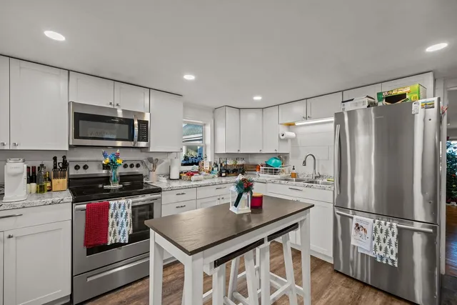 $649,000 | 5 Shippen Avenue, Warwick, RI 02888