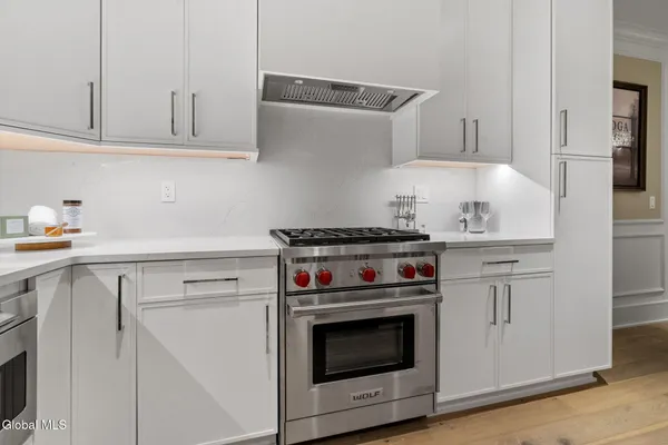 $975,000 | 19 Washington Street, Unit 254 B2, Saratoga Springs, NY 12866